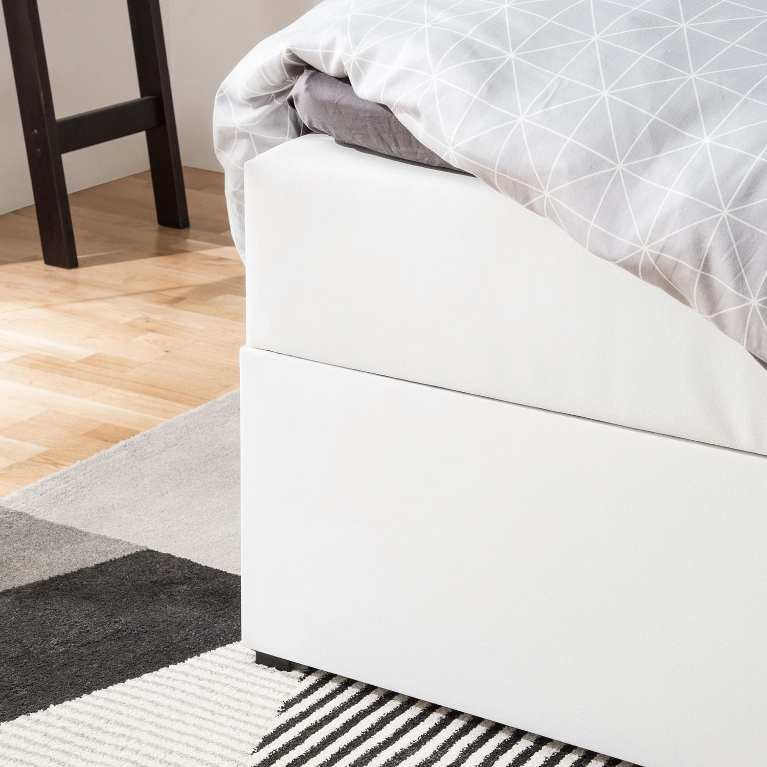 Polsterbett KiYDOO IV - Weiß - 180 x 200cm 12 Polsterbett KiYDOO IV - Weiß - 180 x 200cm – Bild 10