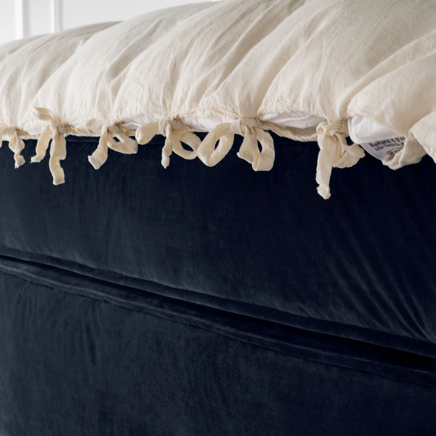 Boxspringbett Kinx - Samt Fraya: Marineblau - 180 x 200cm - H2 - 130 cm 13 Boxspringbett Kinx - Samt Fraya: Marineblau - 180 x 200cm - H2 - 130 cm – Bild 11