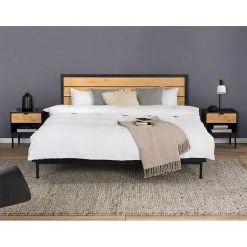 Studio Copenhagen Bettgestell Xavi - Echtholzfurnier - Eiche / Eiche Schwarz 17 Studio Copenhagen Bettgestell Xavi - Echtholzfurnier - Eiche / Eiche Schwarz -Deutschland Betten Verkäufe 2022 1000218039 220107 12571000174 MOOD DETAILS P000000001000218039 mood