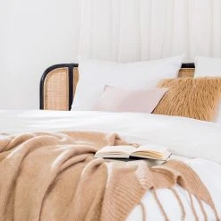 Ars manufacti Rattanbett Vin 22 Ars manufacti Rattanbett Vin -Deutschland Betten Verkäufe 2022 1000223270 220429 040 DETAILS P000000001000223270