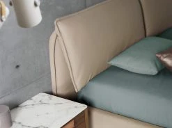 ANGEL CERDA Gepolstertes Nerzbett aus Kunstleder -Deutschland Betten Verkäufe 2022 e61f2953ec4344e7990b8d4a81a36009