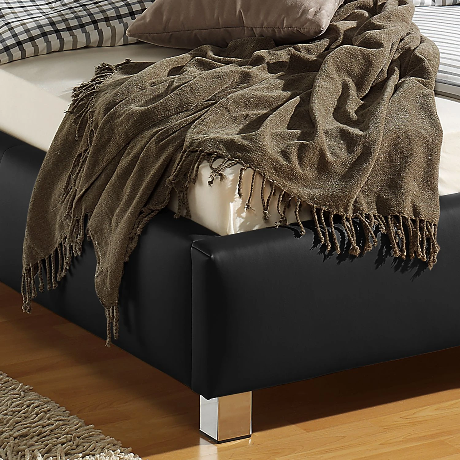 Loftscape Polsterbett Osterhofen Kunstleder - Schwarz - 180 x 200cm 6 Loftscape Polsterbett Osterhofen Kunstleder - Schwarz - 180 x 200cm – Bild 4